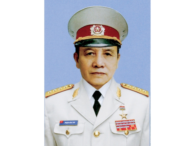 b8 17348393377871502651495